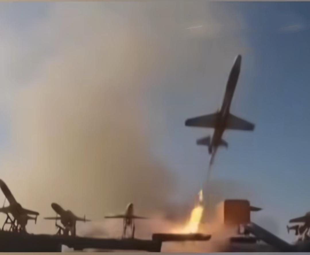 据外媒报道称，一批俄制的军用物资已运抵伊朗，虽然没有透露具体的清单，但很显然会包