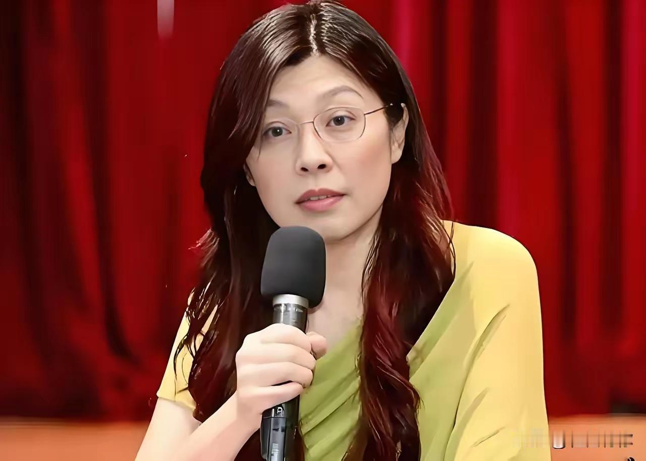 郑丽文究竟会先访陆还是先访美？
中国大陆许多网友在讨论郑丽文当选国民党主席后，是