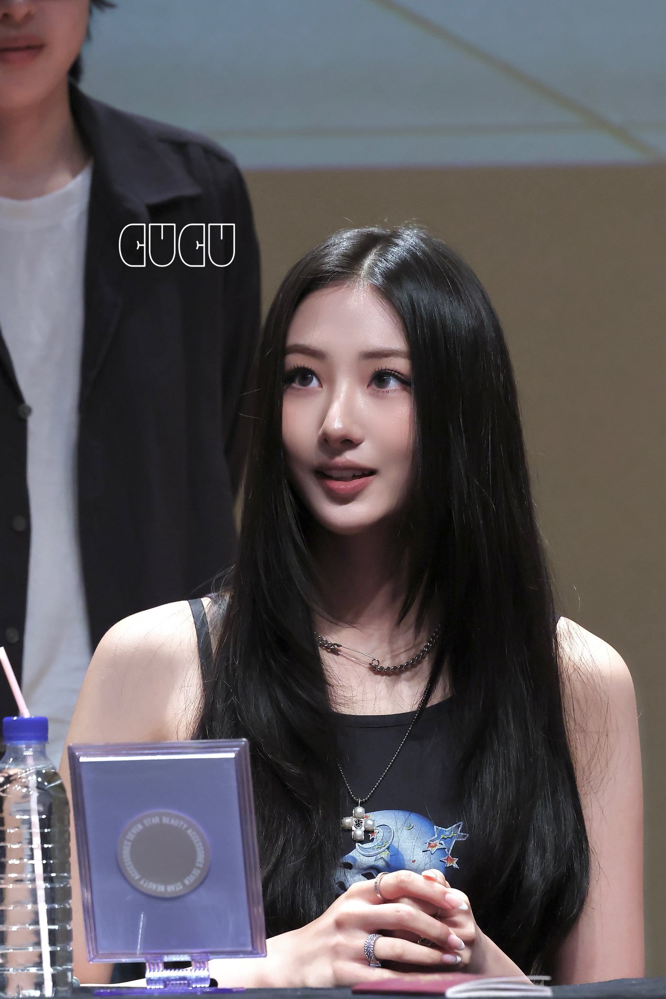 250607 高清饭拍cr.GuGu_meovv ​​​