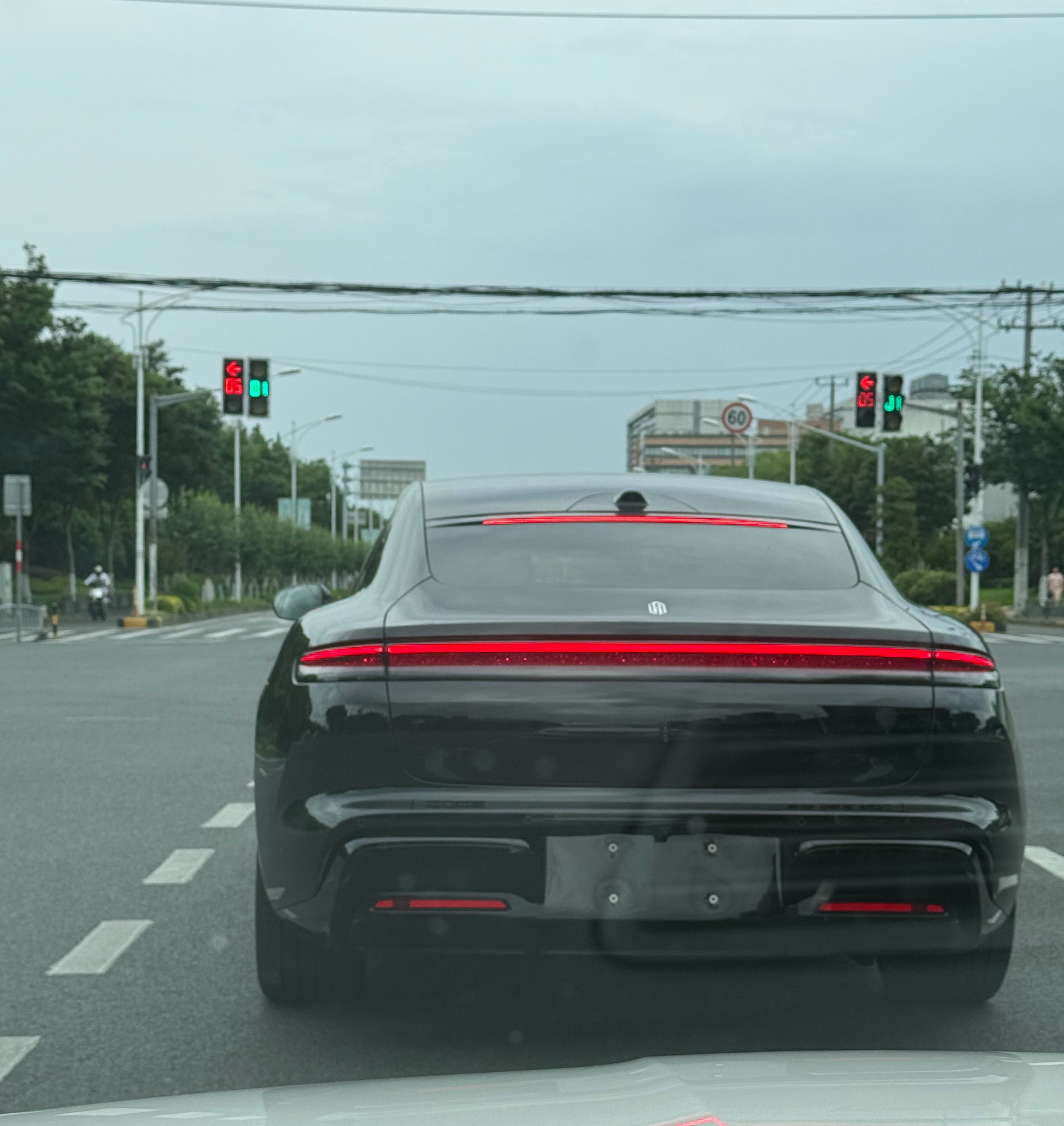 该说不说，Z7还有点好看！ 
