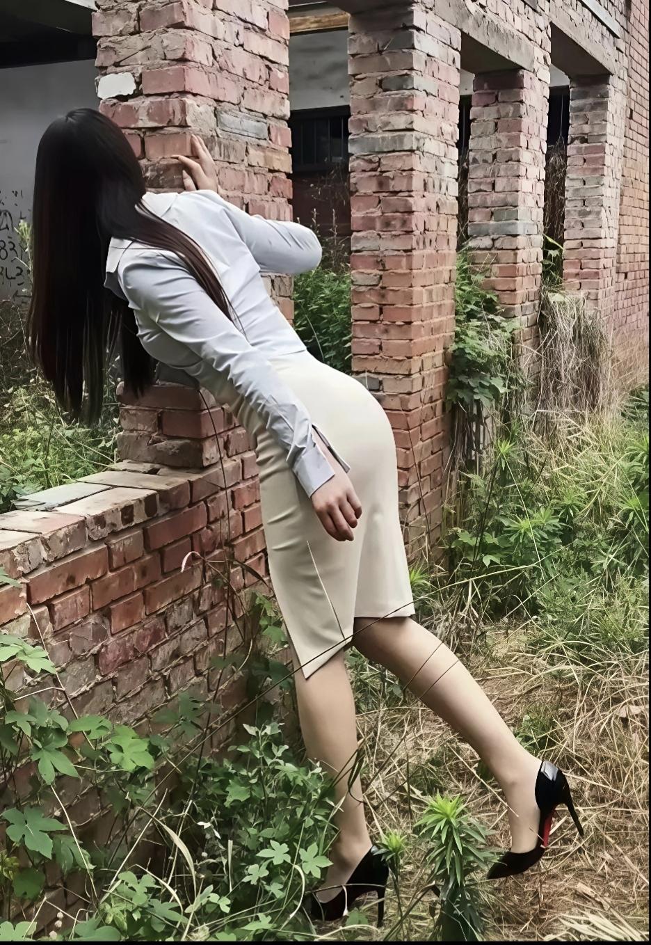 有哪些美女让人过目难忘？有时候好奇心会惹来麻烦的！