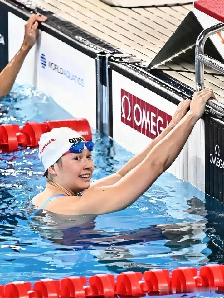 2024世界泳联世锦赛多哈当地时间2月14日共决出六枚金牌，何诗蓓摘得女子200