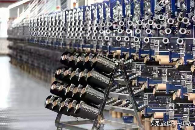 全球独一份！中国造世界最强碳纤维，百吨级量产直接领跑全球
 
中国材料界再放王炸