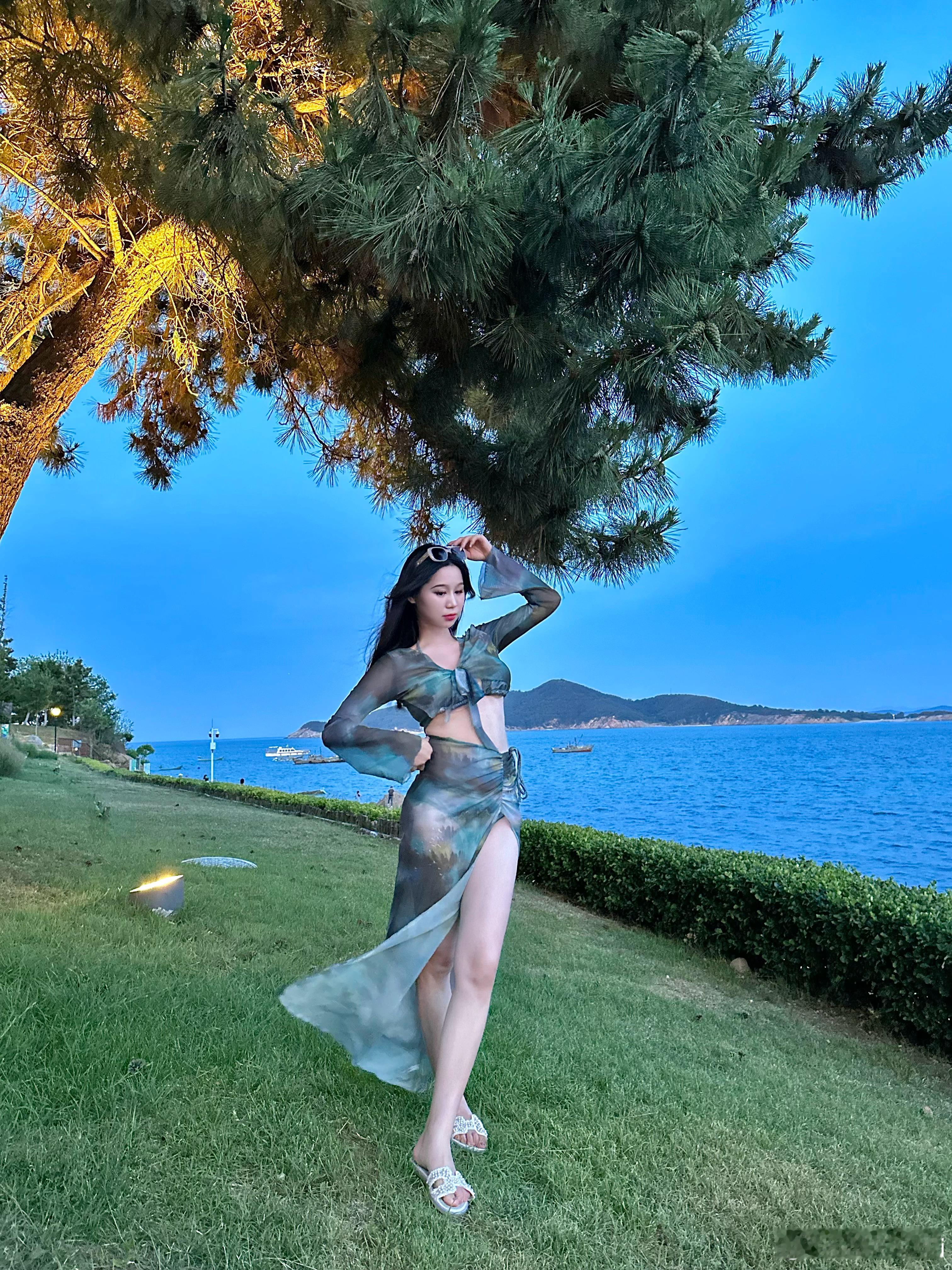 世界很大，开心第一。🧚🏻‍♀️👗:Lydia ​​​