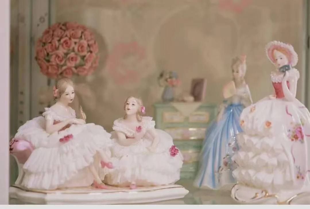 高温骨瓷少女摆件双人款💖蕾丝裙摆美到失语