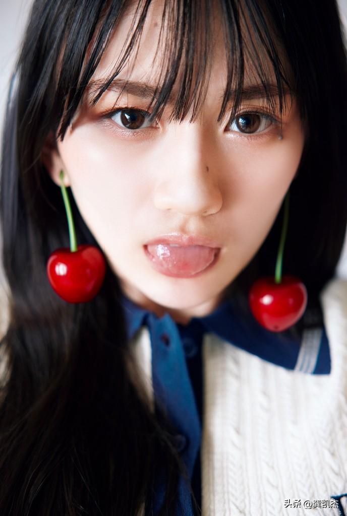 车厘子耳环，我觉得紫红色好看！