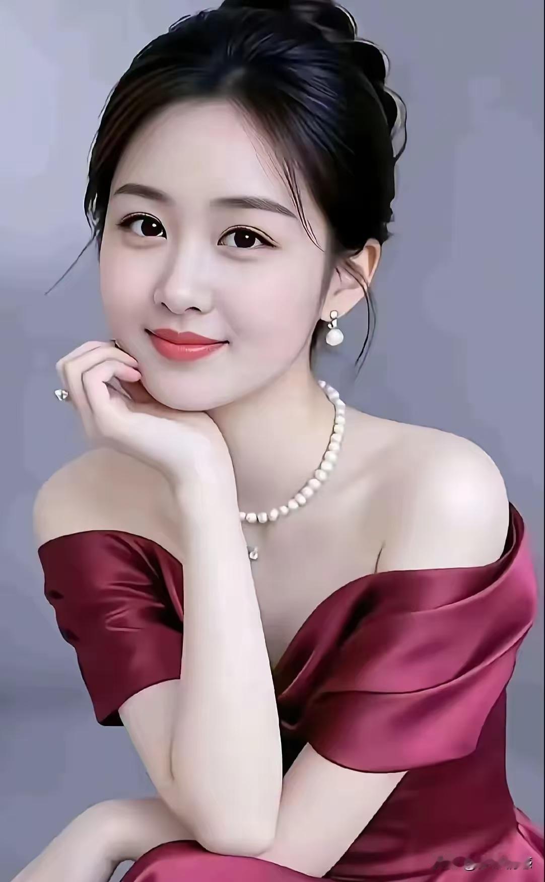 山坡羊·自律修身
休随浮浪，
心明所向，
自律方是修身样。
不须强，自思量，
初
