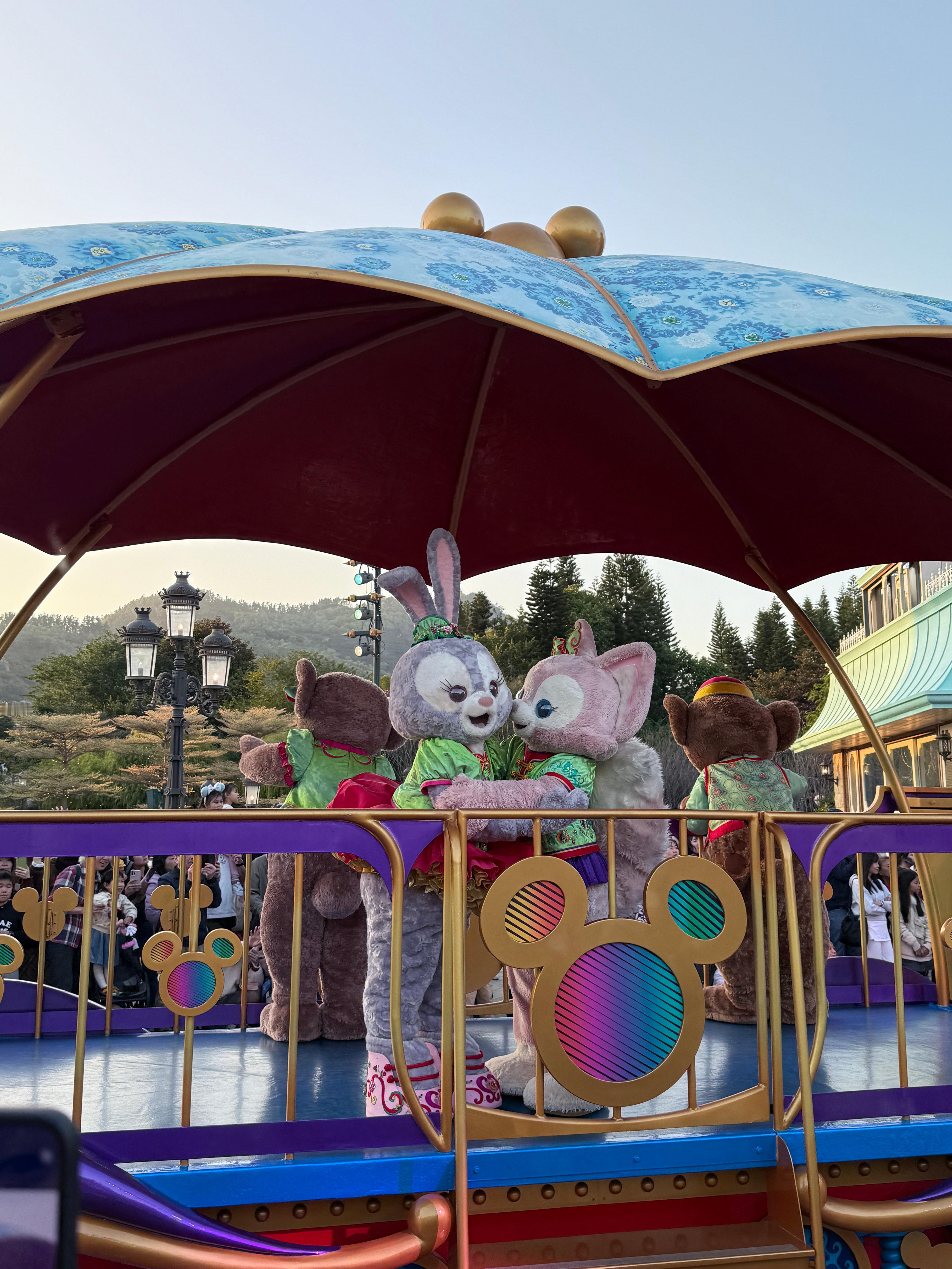 𝑫𝒊𝒔𝒏𝒆𝒚𝒍𝒂𝒏𝒅  𝒊𝒏  𝑯𝑲🏰 