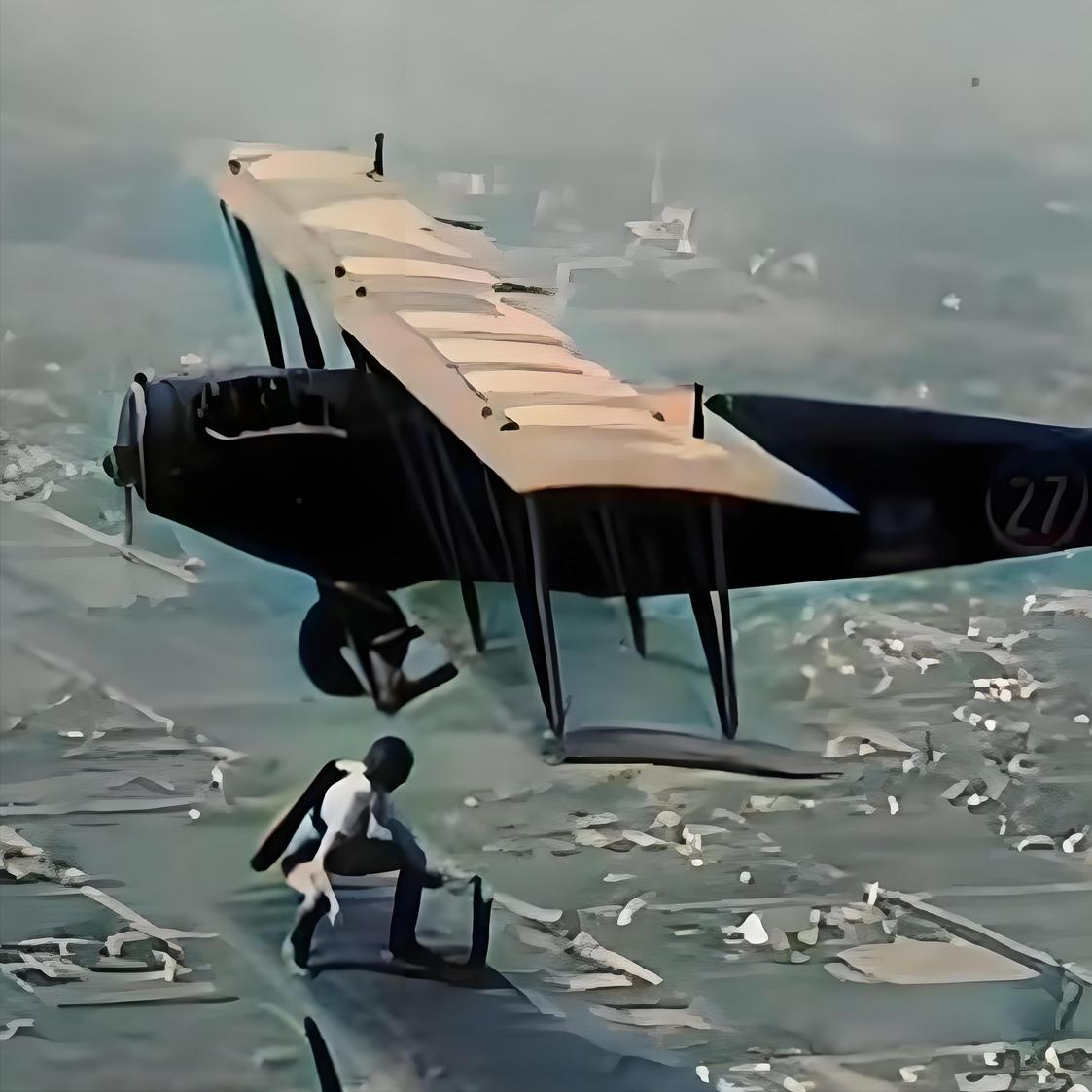 这是美国女维修师高空换胎，避免一场空难的真实画面。
1926年的一个清晨，一架双