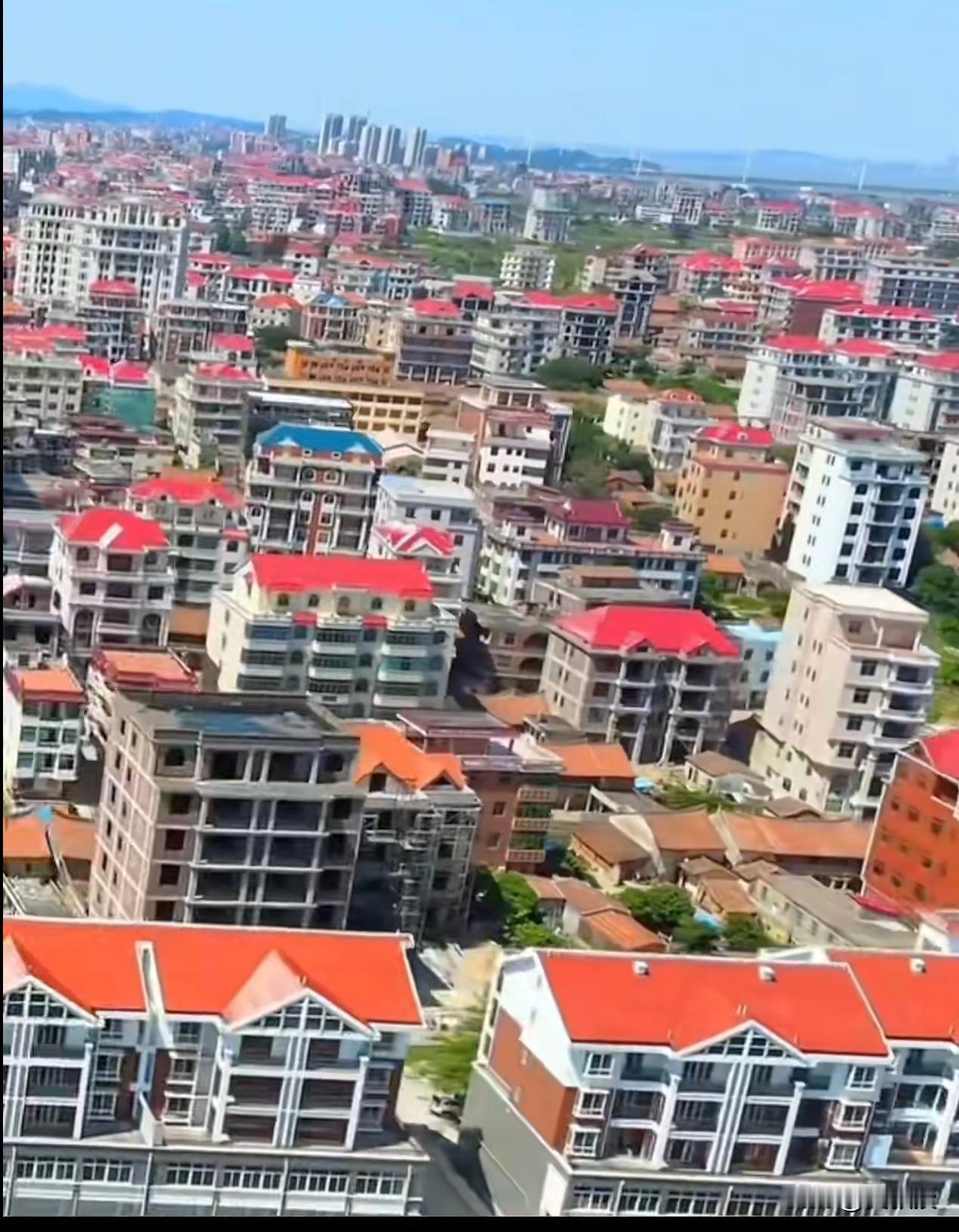 猜猜
这是哪个地方的农村？