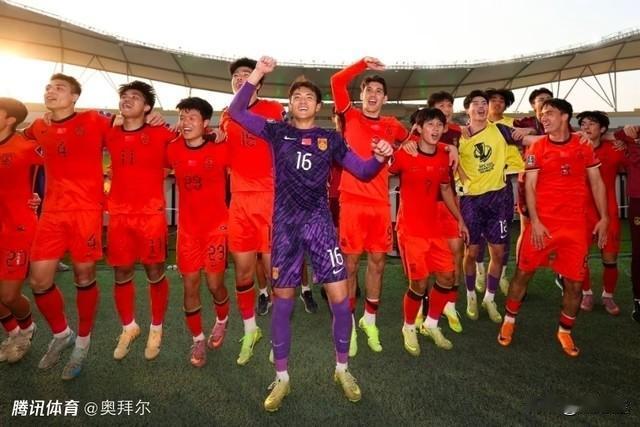 U23国足3-0越南创历史！安东尼奥神换人，三将破门晋级决赛

北京时间1月21