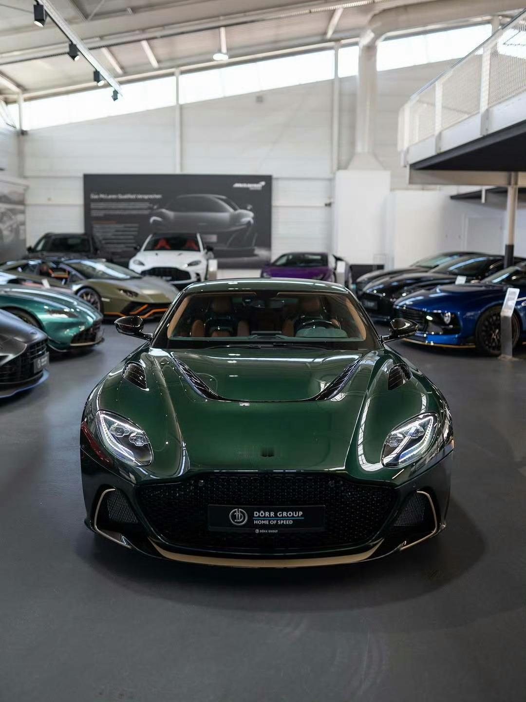 阿斯顿·马丁 DBS Superleggera 