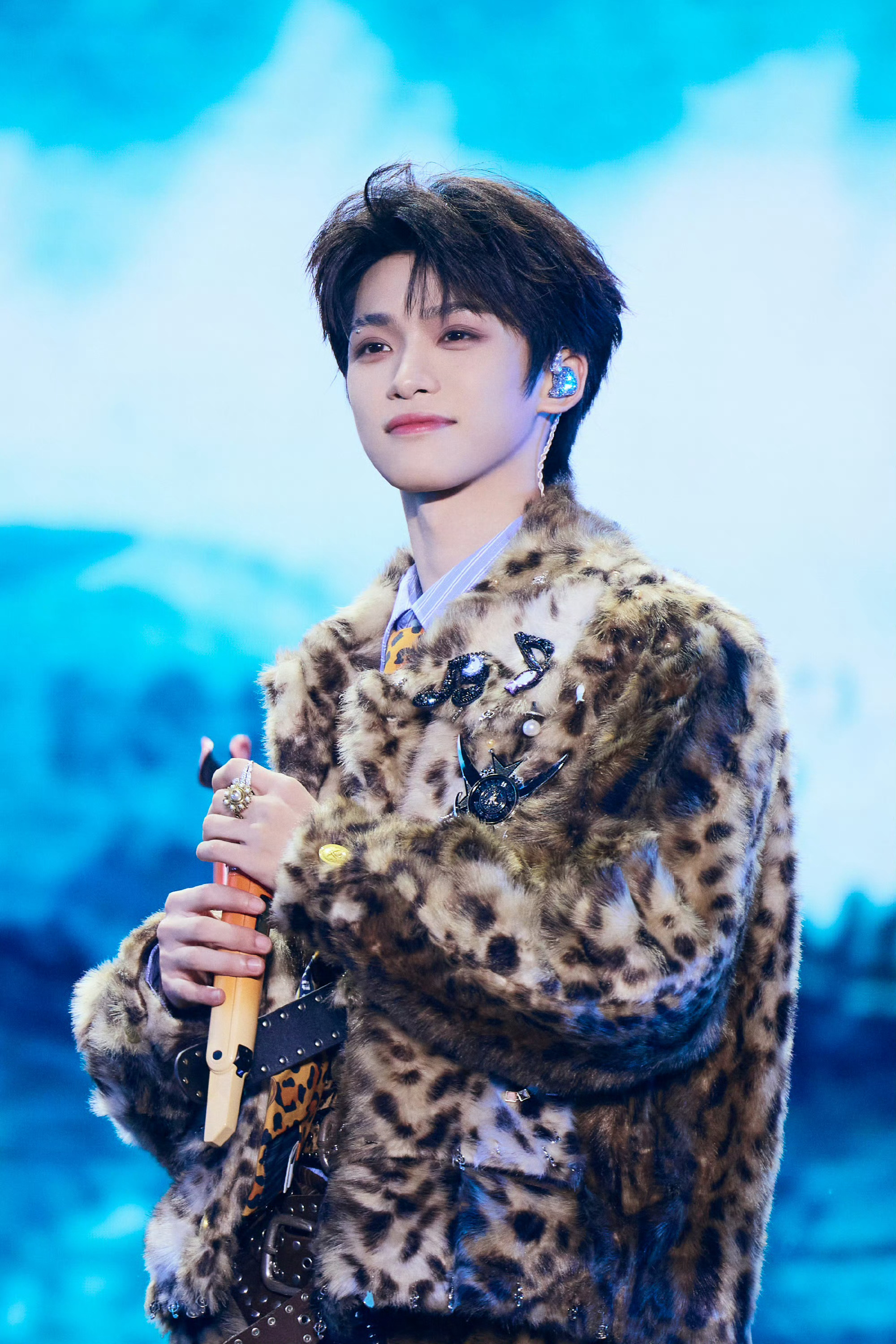 zy 期待今天赣州站的更新