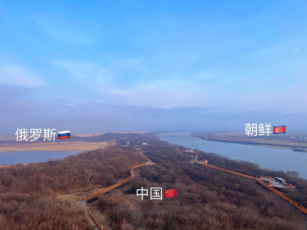 中方代表团时隔七年再度到访平壤，本次为期两天的国事访问，恰逢中朝互助防御条约签署