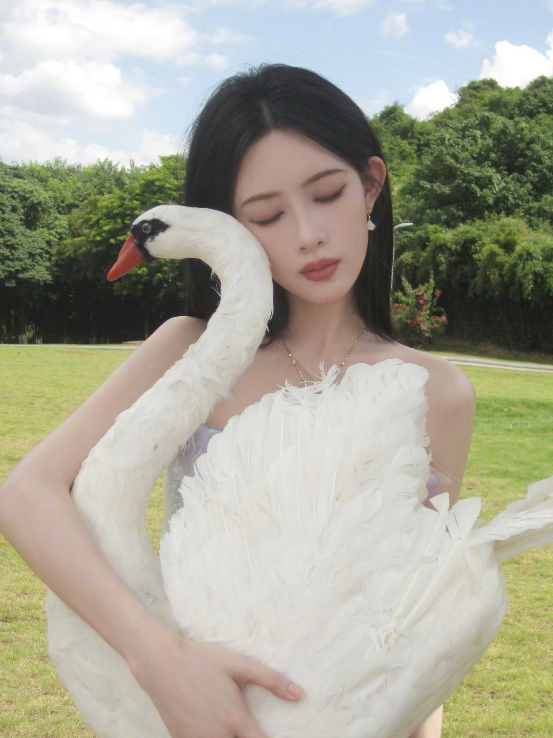 孟子义今日份营业，这组图好看吗？ ​​​