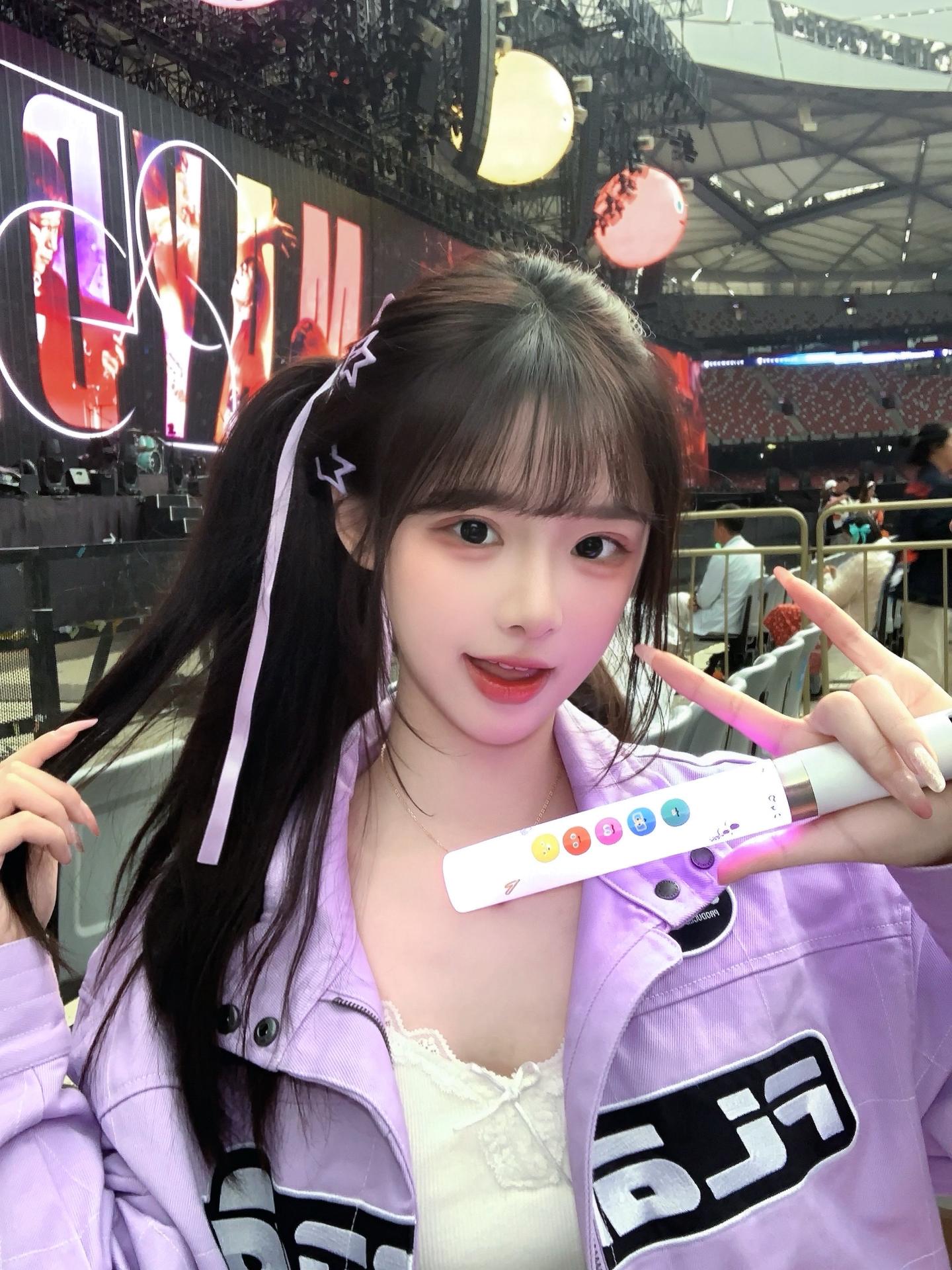 在Maydayland里永远幸福🥕   ➕2