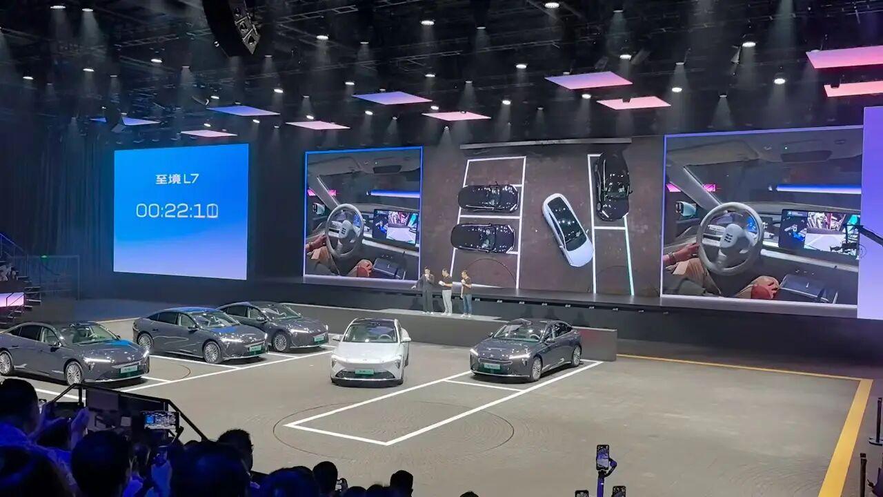 别克至境L7：一场冷静的豪华新能源进化合资品牌终于拿出硬实力之作。

别克至境L