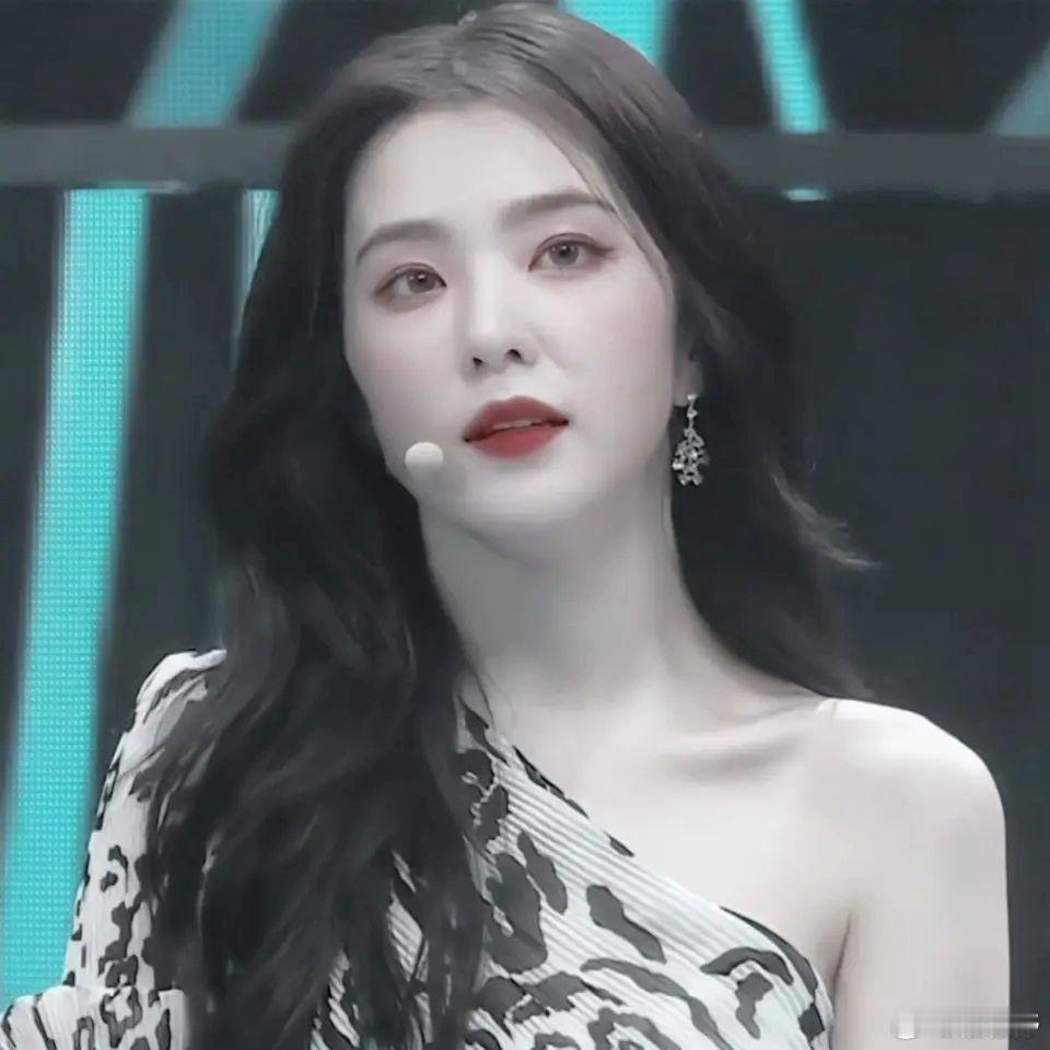 裴姐颜值真的很顶[色][色]#裴珠泫#这颜值 放内娱什么水平？ ​​​