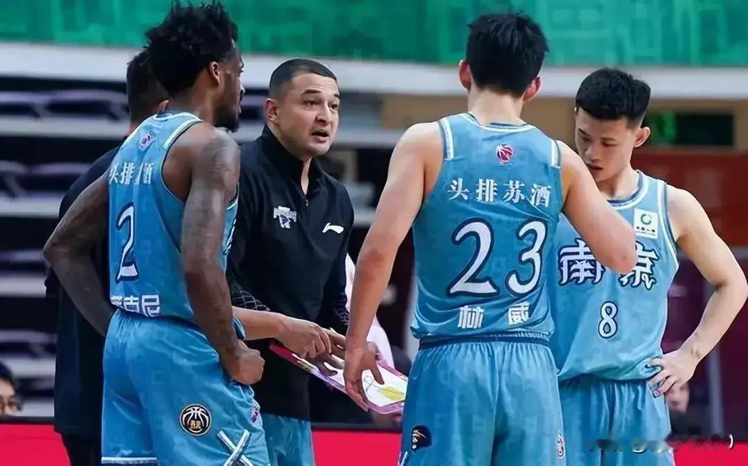 昨晚，辽宁男篮和同曦男篮上演了一场精彩对决，结果辽宁胜了、同曦没输

★虽然莫兰