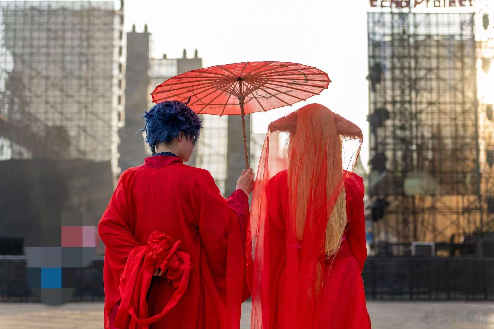 一代人有一代人的求婚bgm现场《打上花火》响起，见证二次元情侣求婚，涂山红红与东