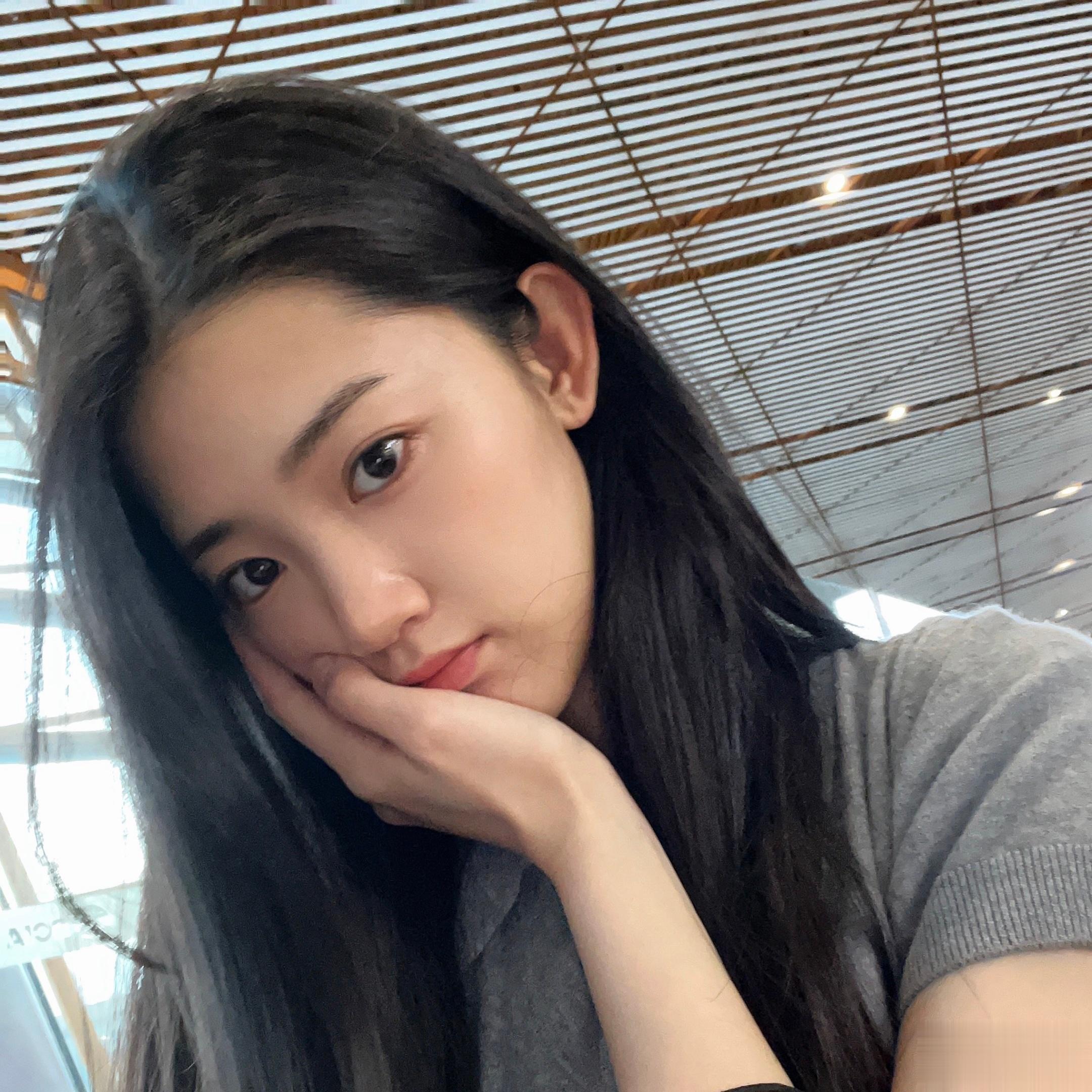  体验一下五一人潮🛤️工作出行和游客们撞个满怀👣 ​​​