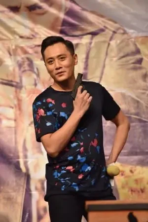 刘烨体面曾经的微博“火华社社长”刘烨，如今竟在网上“金盆洗手”了！面对外界疑惑，