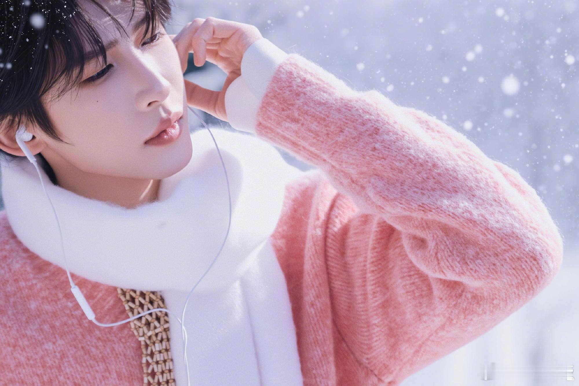 刘宇语音回复识别到少年音 情人节大片🈶，在评论区也是用上语音回复了，识别到少年