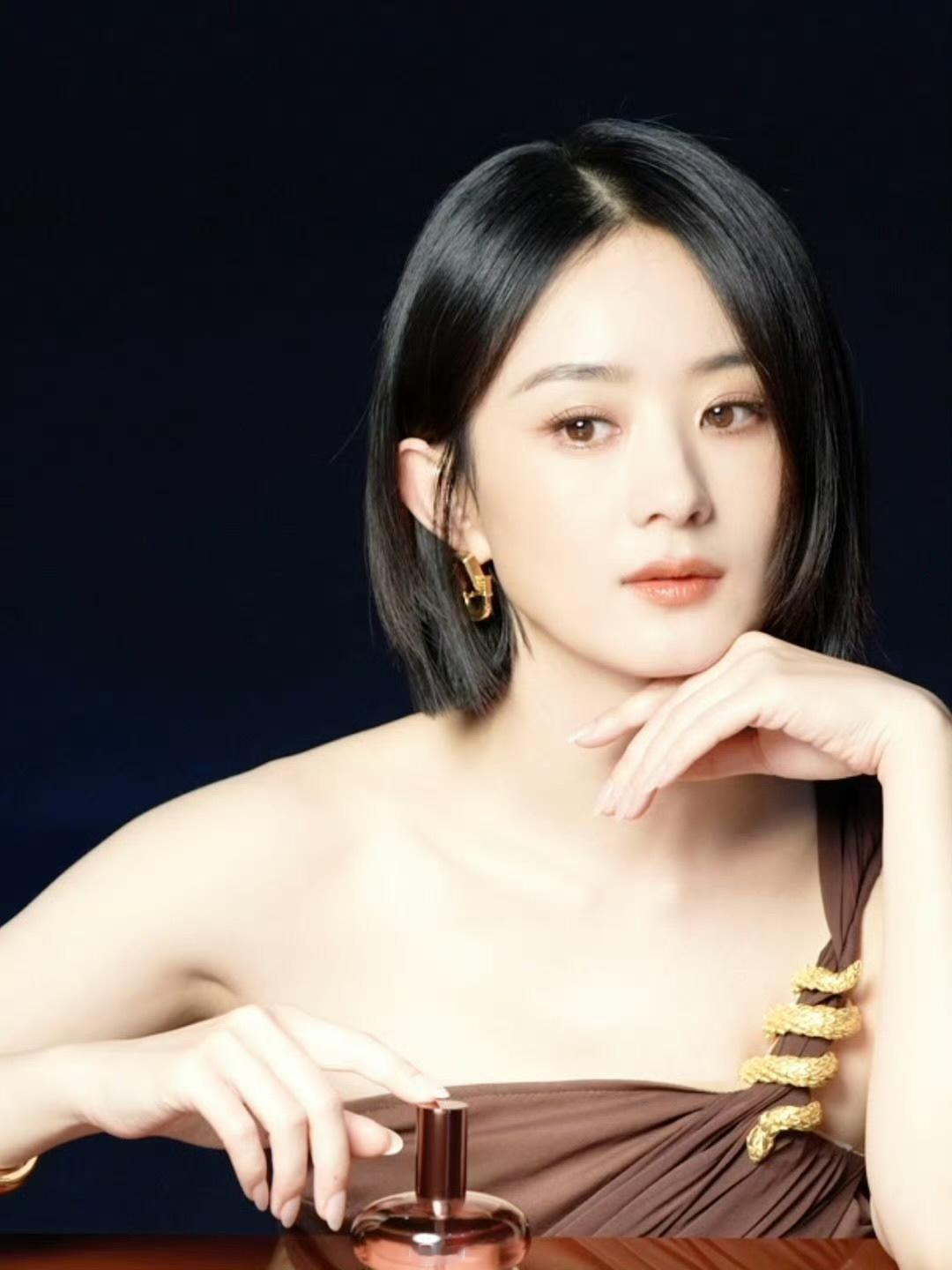 丽丽短发好看的 ​​​