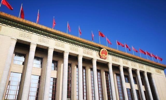 中国政府债务突破100万亿了，这钱到底借来干了啥？

人民银行公布2026年4月