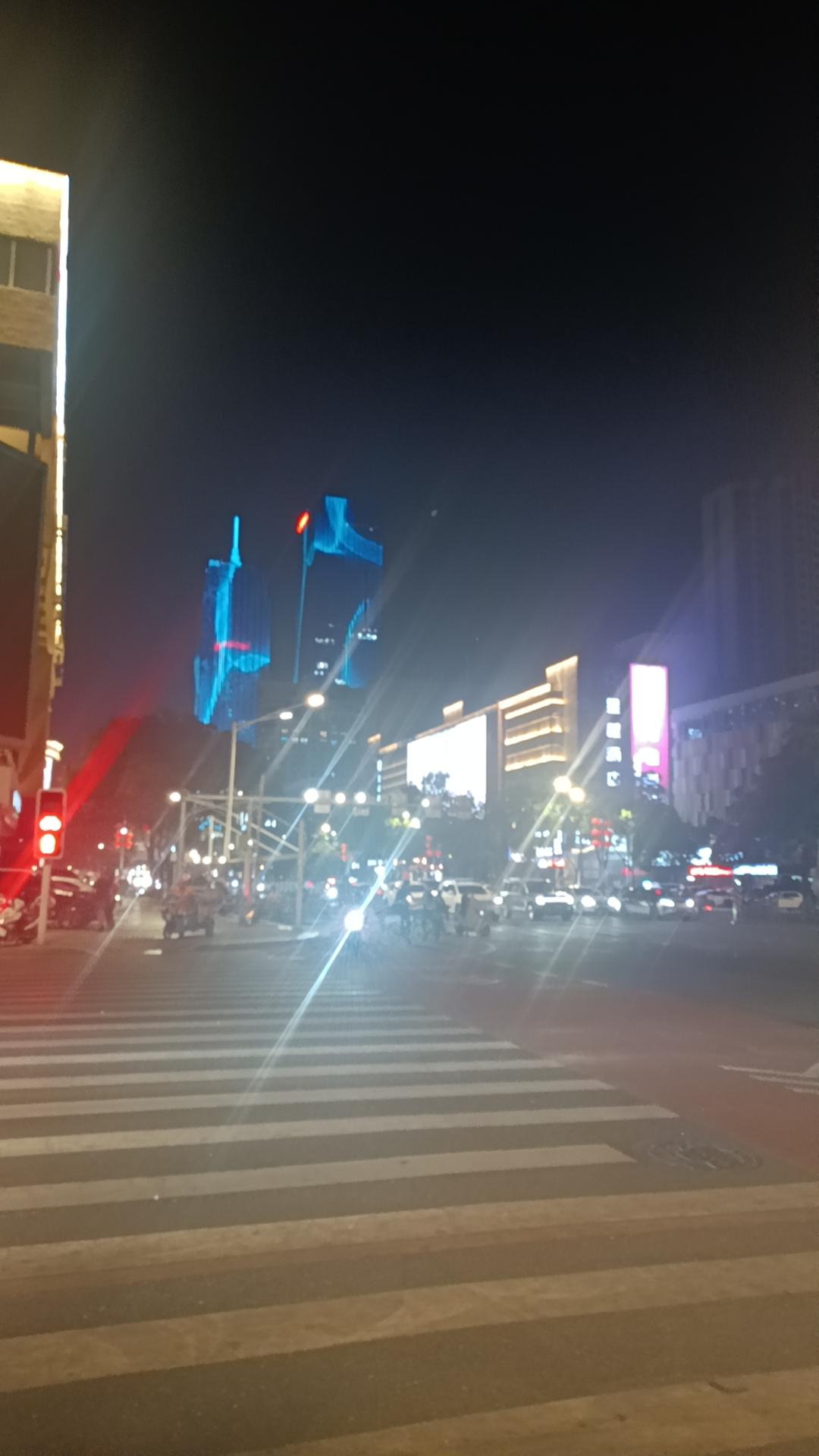 熬过艰难的日子终会看得见曙光！