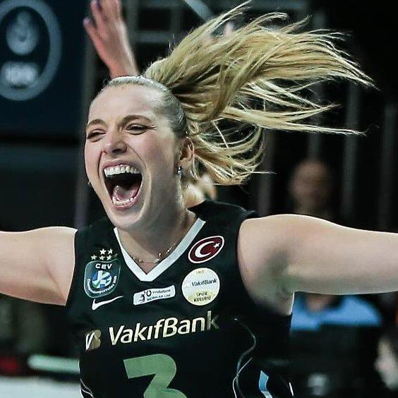 🎙️关于与 🇷🇸 博斯科维奇的配合，🇹🇷 詹苏.奥兹巴伊：“很遗憾，她