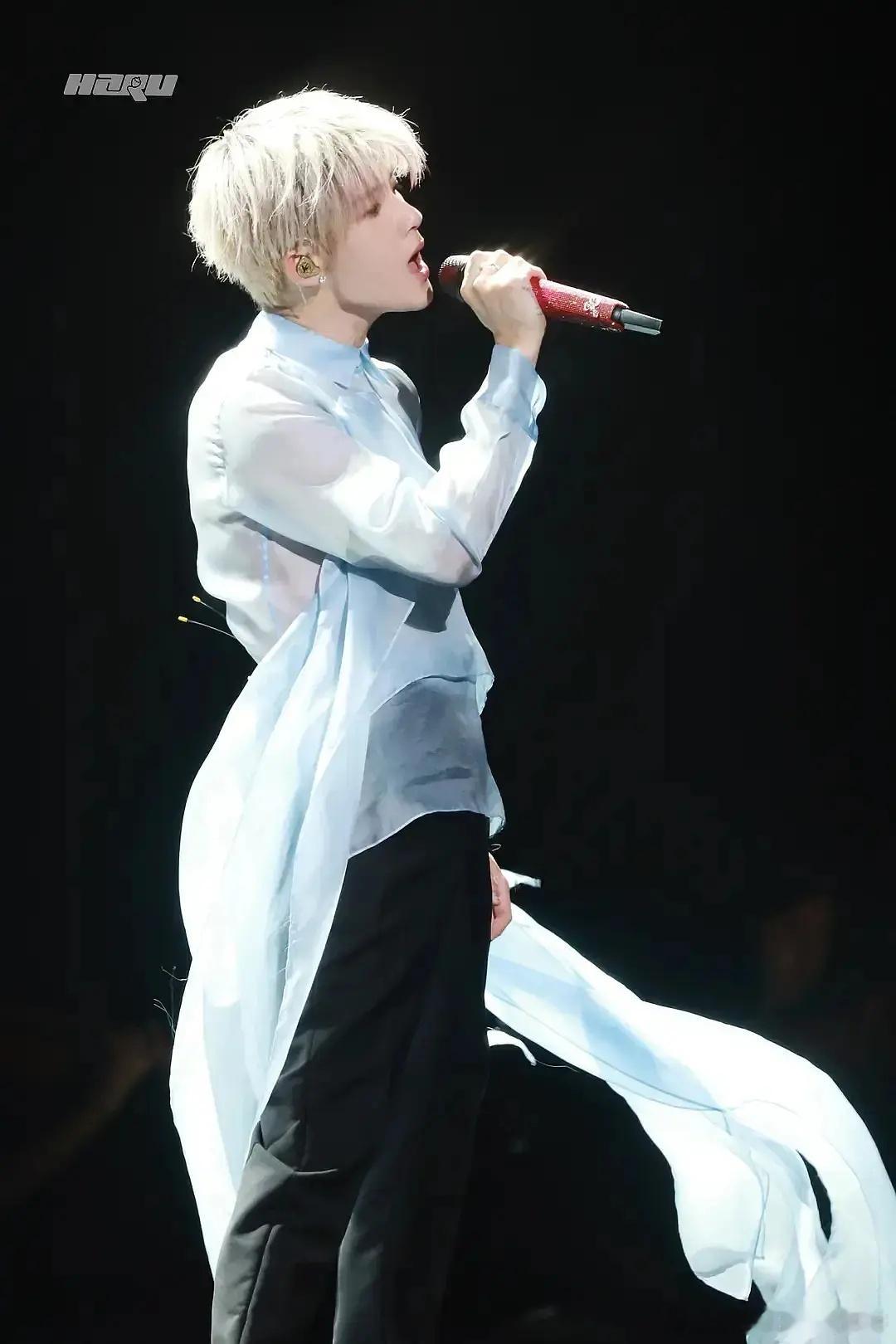 檀健次、罗云熙真是傻傻分不清了～一模一样的妆造！！！ ​​​