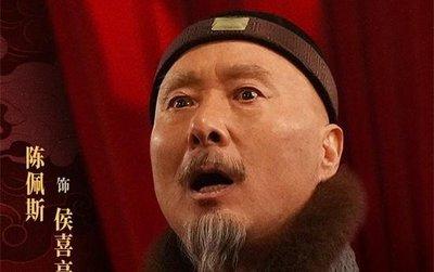 给《戏台》演员演技排个名，黄渤垫底，陈佩斯第3，第1非他莫属。陈佩斯导演的《戏台