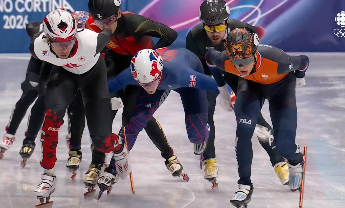 英国选手撞倒孙龙刘少昂英国选手撞倒孙龙刘少昂，一个人撞倒了两名中国选手，而且刘少