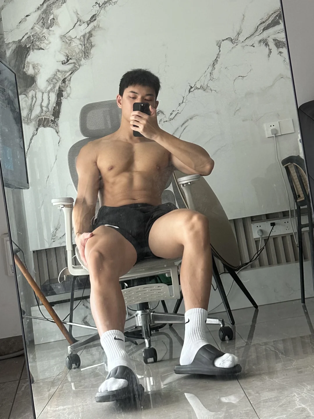 今天是拍照力竭组