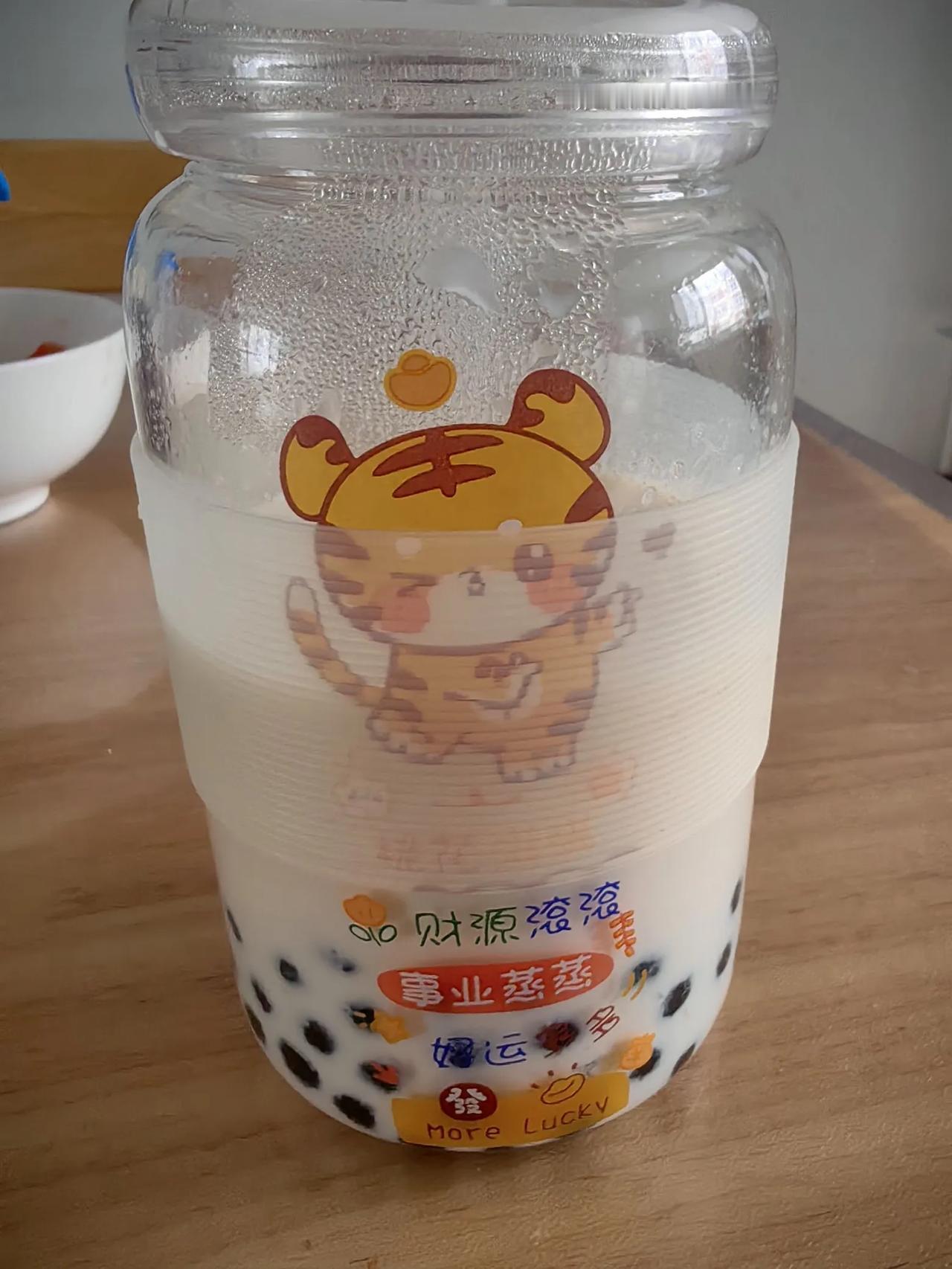 很多人思维老奇怪了，比如说他干了件儿坏事儿，他怕负责任，他就跑到神仙那里许愿，求