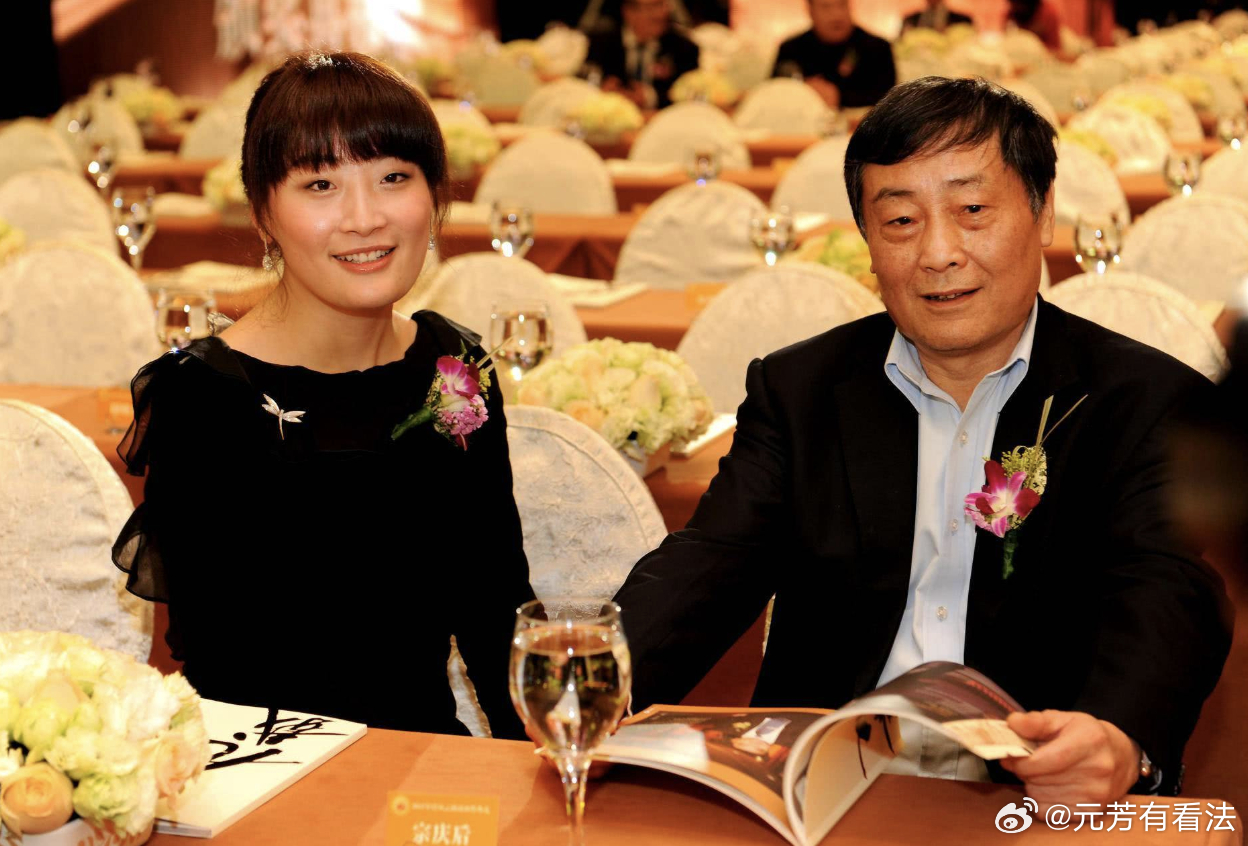 撂挑子不干的宗馥莉又回来了。实事求是地讲，作为一个知名度较高的品牌和公司，娃哈哈
