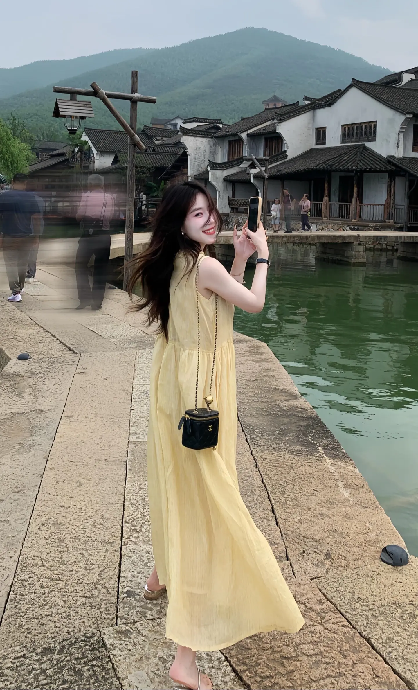出游穿搭 夏天穿搭 时髦穿搭 美美的裙子 小众设计感