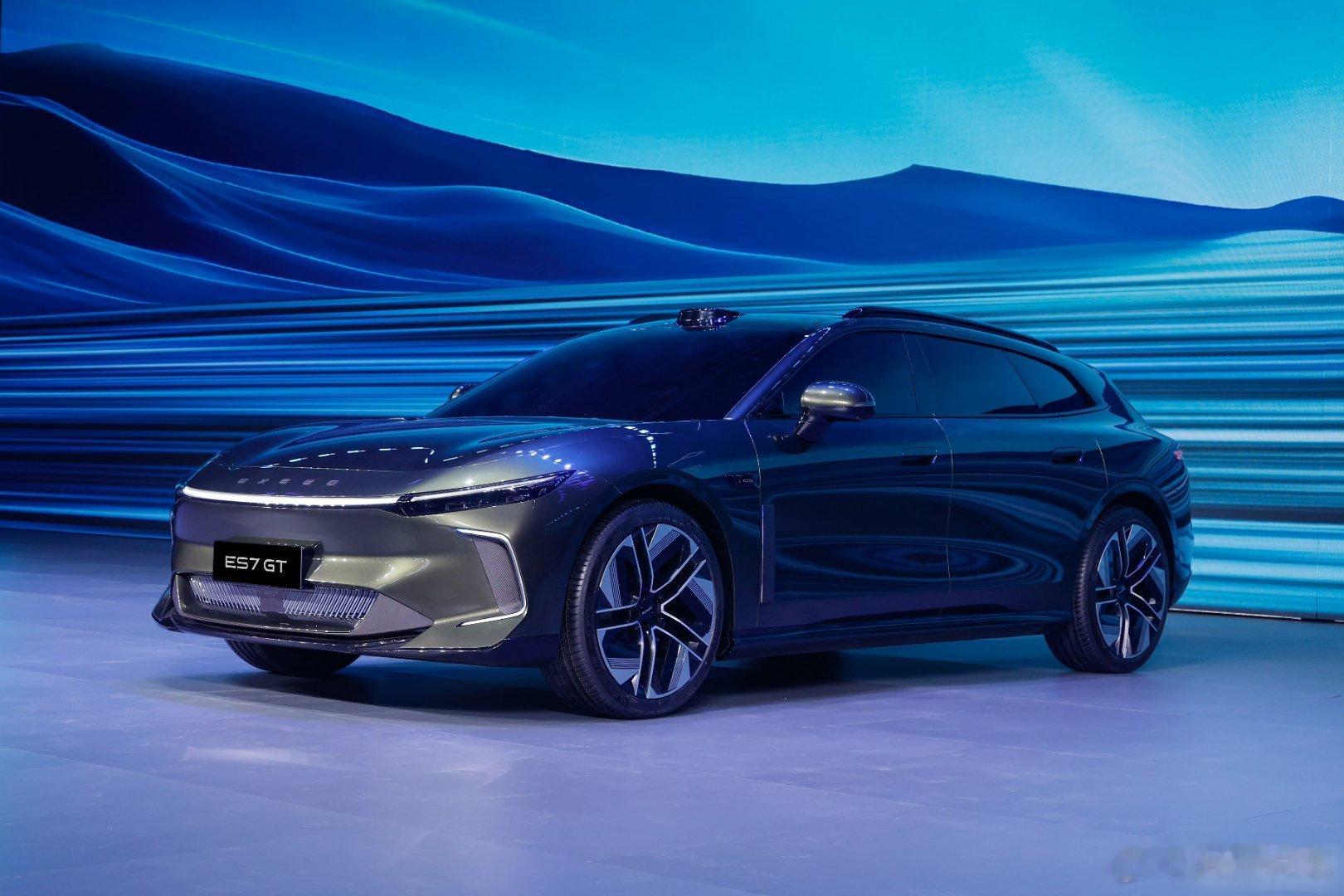 星途汽车将全面开启3.0时代。今晚星途的品牌之夜，公布了自己的产品规划，推出4（