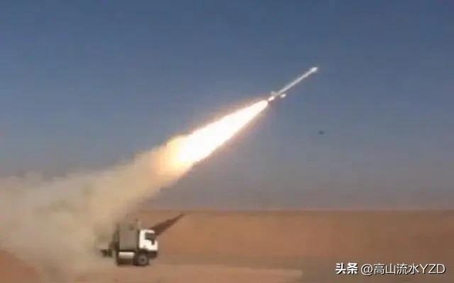 伊朗巡航导弹攻击美国林肯号航母，从而成为二战后唯一一个攻击过美国正牌航母的国家。