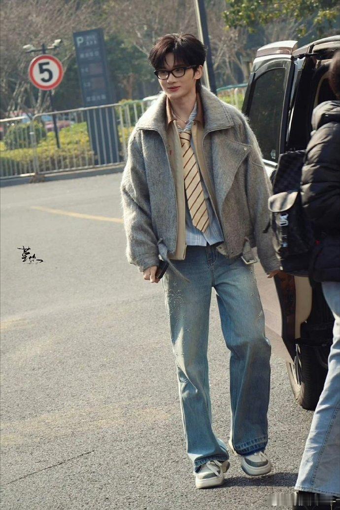 余宇涵我们的爸爸2观察员解锁余宇涵的新身份：我们的爸爸2观察员！细腻的心思，温暖