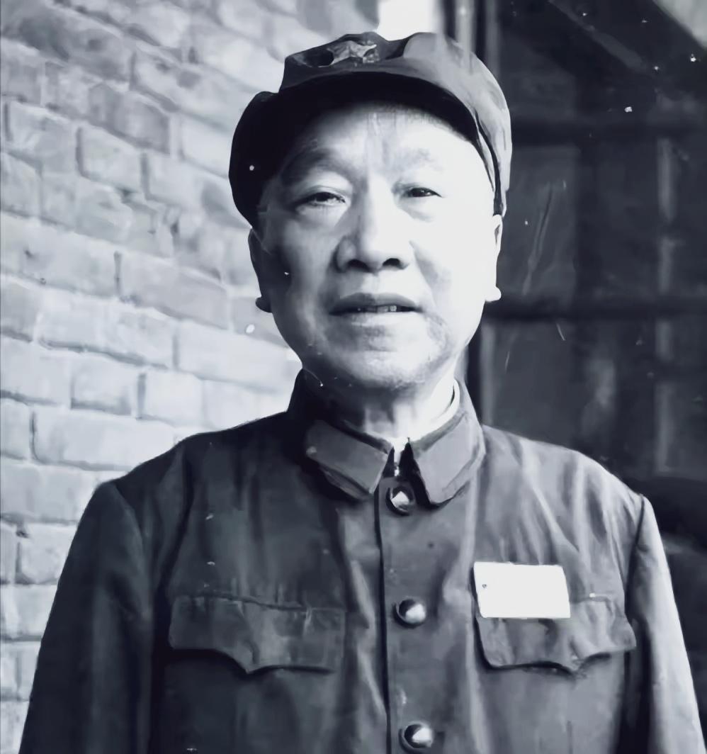 1935年，王家烈被蒋介石逼迫，交出兵权后考察散心，蒋介石也够意思，给了3万大洋