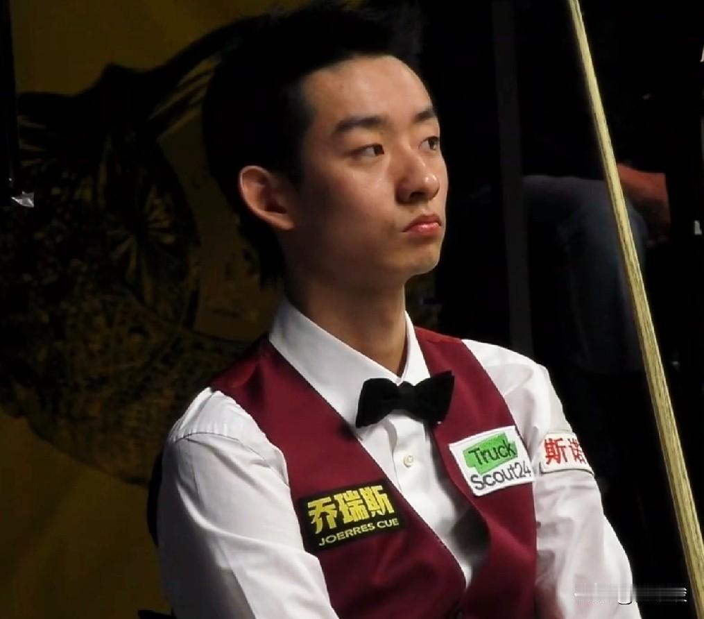 吴宜泽4-3绝杀唐纳森，晋级北爱尔兰公开赛第二轮；赵心童0-4被乔丹·布朗零封，