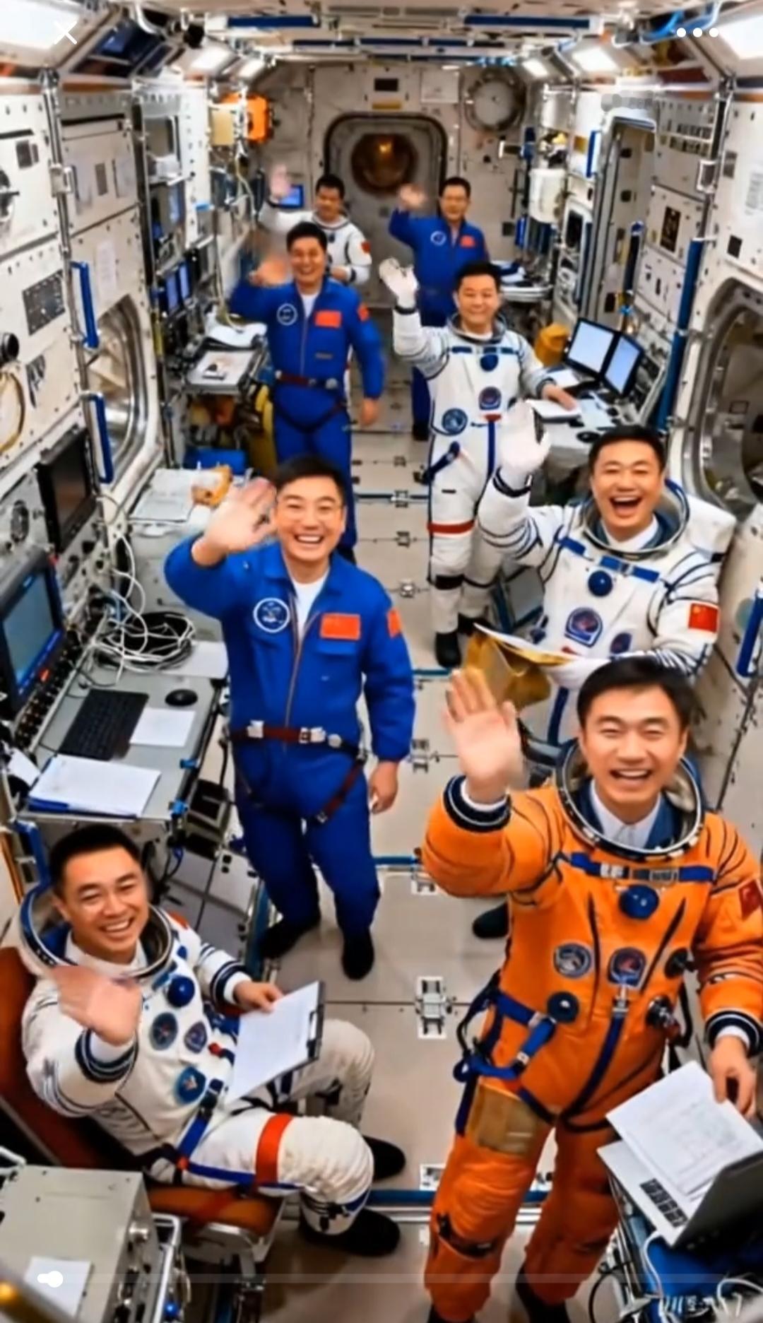 今年冬天的不同中国宇航员在空间站里向祖国致敬