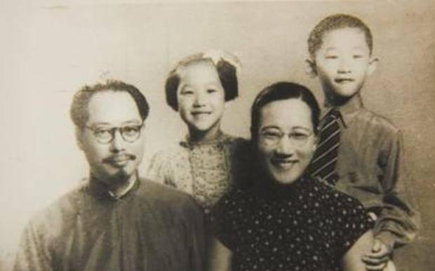 1971年，一老农民贪便宜，娶了一个不要彩礼的懒老婆。懒老婆不会洗衣，也不做饭。