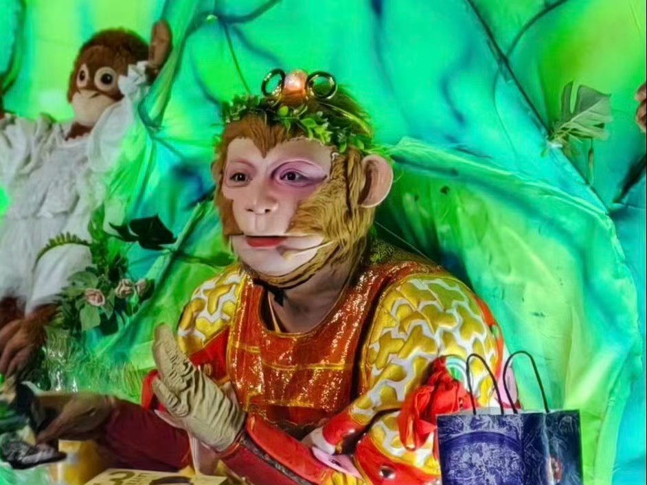 刘涛鼓励雪饼猴刘涛梦中情师的含金量还在上升刘涛真的把温柔与专业刻进骨子里了！在节