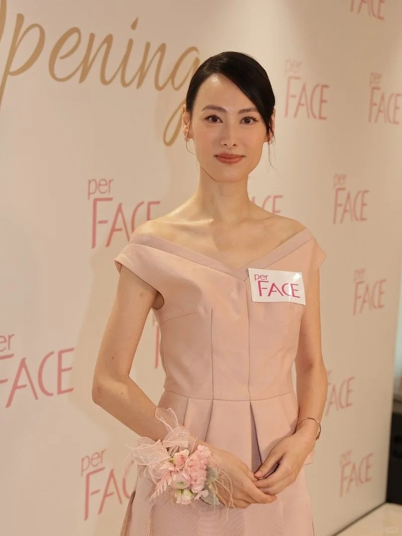 梁洛施对青春期儿子性教育！自学亲教难开口