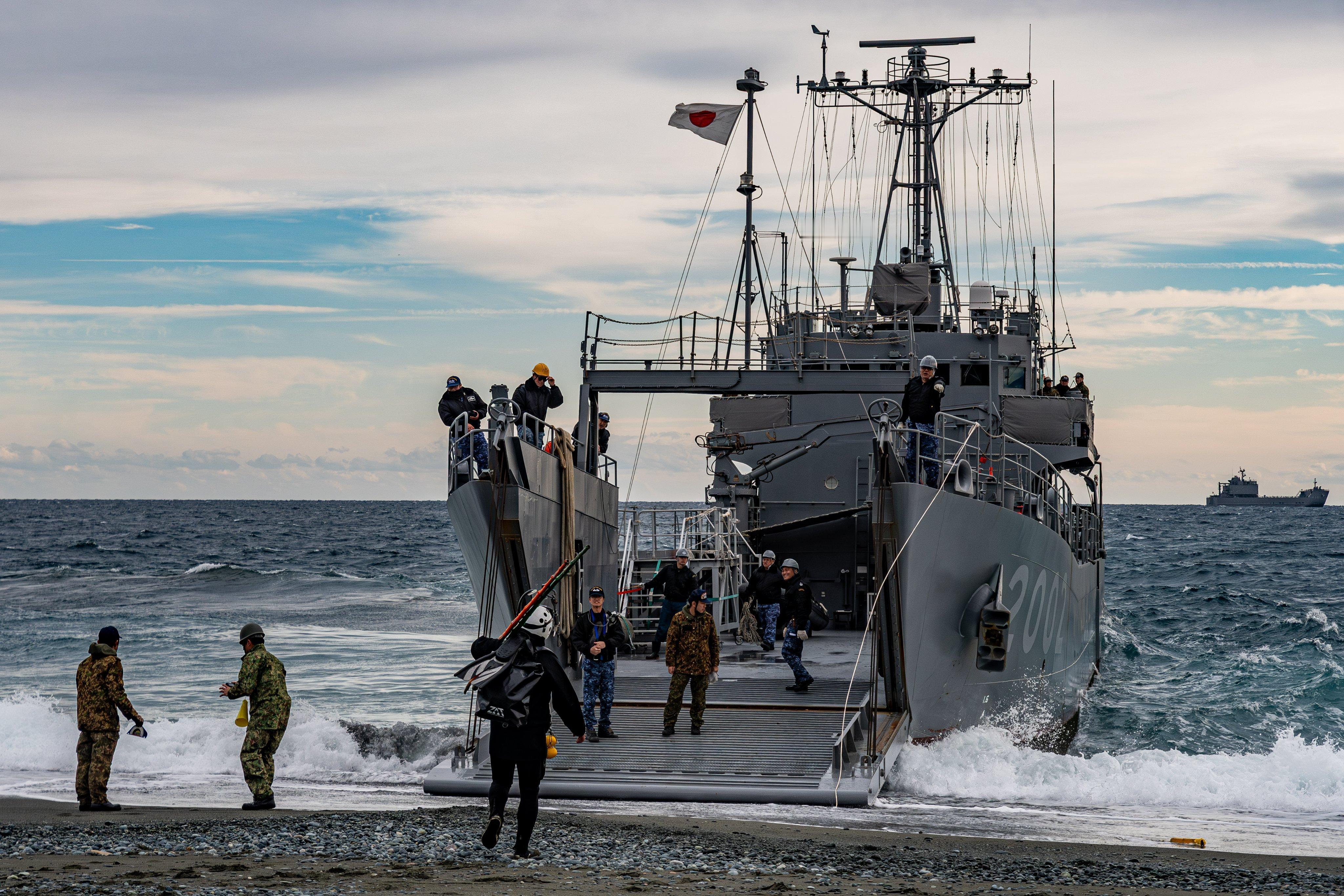 飞扬军事 冲滩！ 