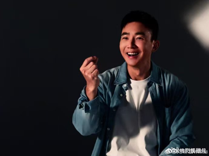 刘畊宏刘畊宏遇台风航班火车全取消刘畊宏求救怎么去湖南录披哥别的哥哥奔赴舞台一路顺