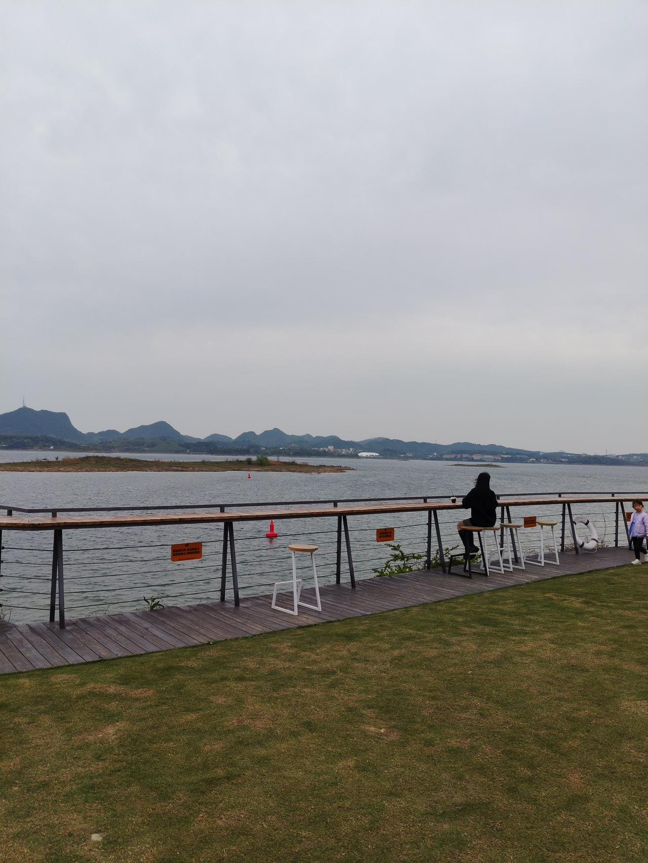 A股散户五大绝望！每一件都在耗尽耐心 
1，融券做空，机构手握融券肆意砸盘，散户